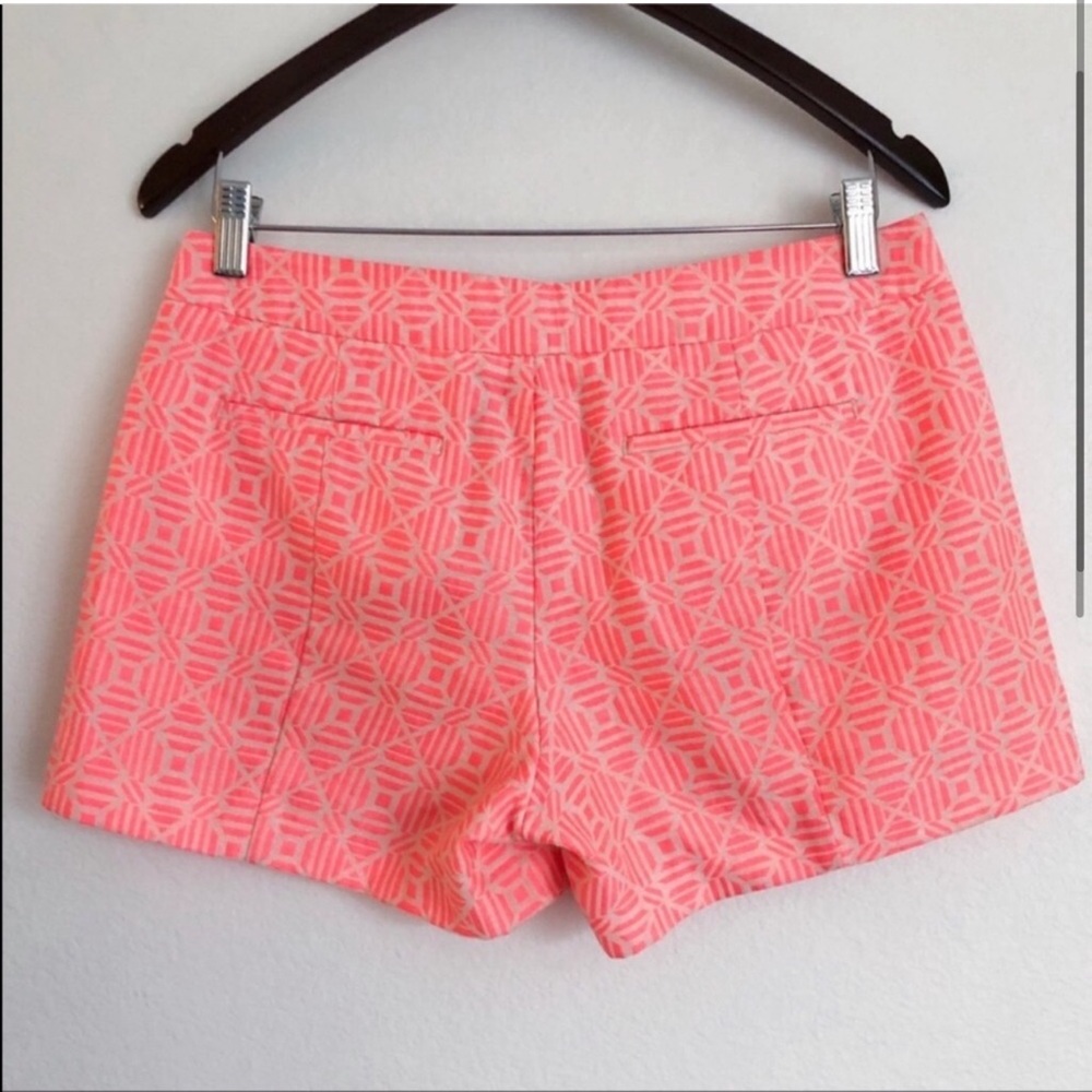gap | pink geometric shorts 2 - Picture 2 of 4